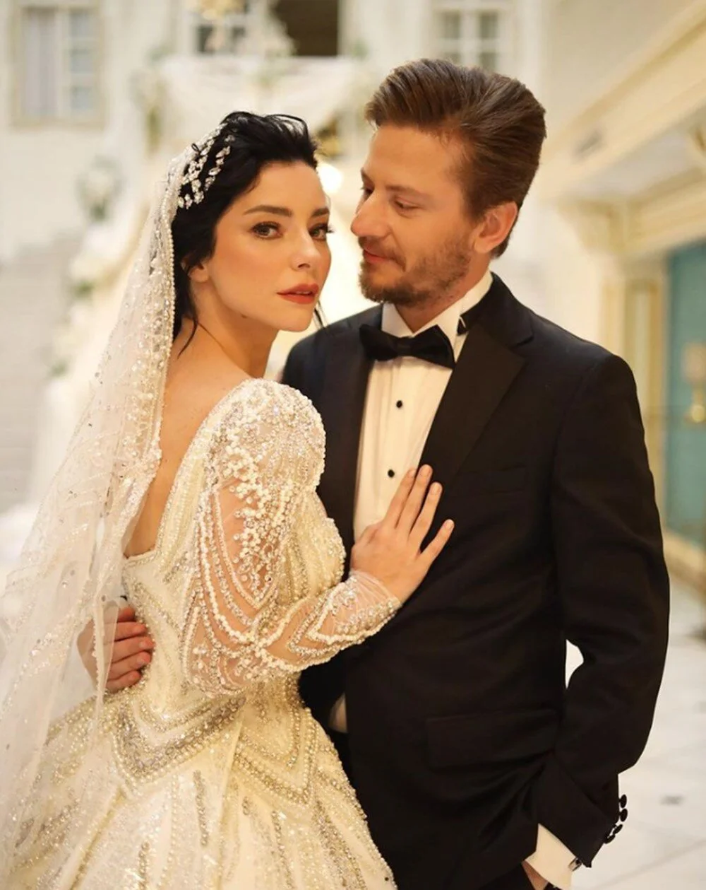 Merve Boluğur ve Mert Aydın Dünya Evine Girdi!