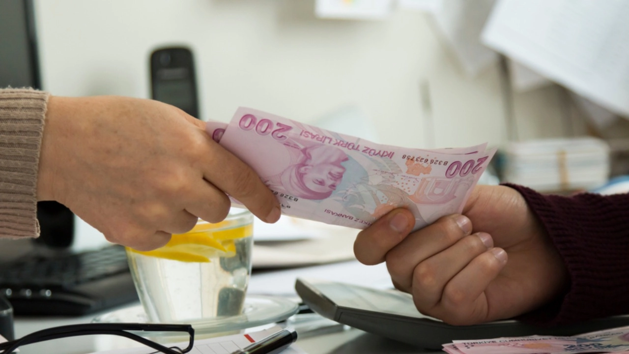 2023 Asgari Ücret Zammı Ne kadar? 2023 Asgari Ücreti İçin Bakan Bilgin'den Açıklama