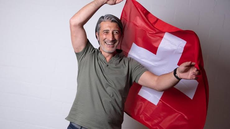 Murat Yakın kimdir? Murat Yakın Türk Mü?