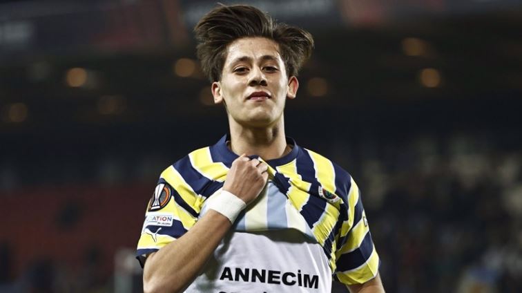 UEFA, Arda Güler'i yıldız adayları arasında gösterdi