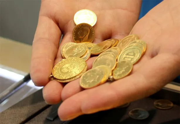 Altın alacaklar dikkat! Yeni tahmin az önce dünyaya ilan edildi: Altın fiyatları yüzde 13...