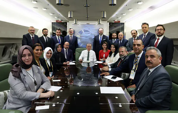 Erdoğan: LGBT ile aile yapımızı dejenere etme gayretindeler