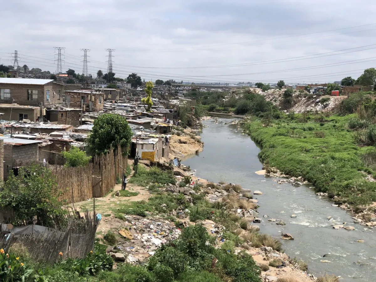 Güney Afrika’da ayin yapan grup sele kapıldı 9 kişi hayatını kaybetti