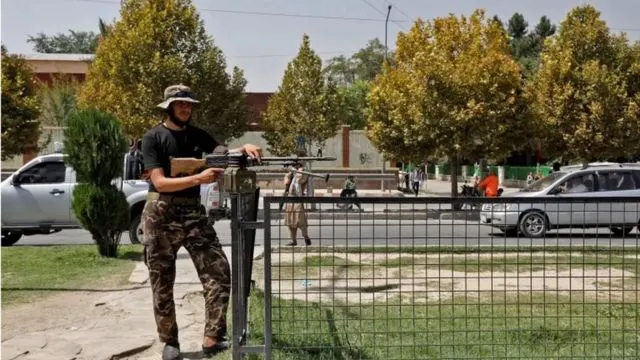 Kabil’deki bombalı saldırıda ölenler arasında Rus elçilik görevlileri de var