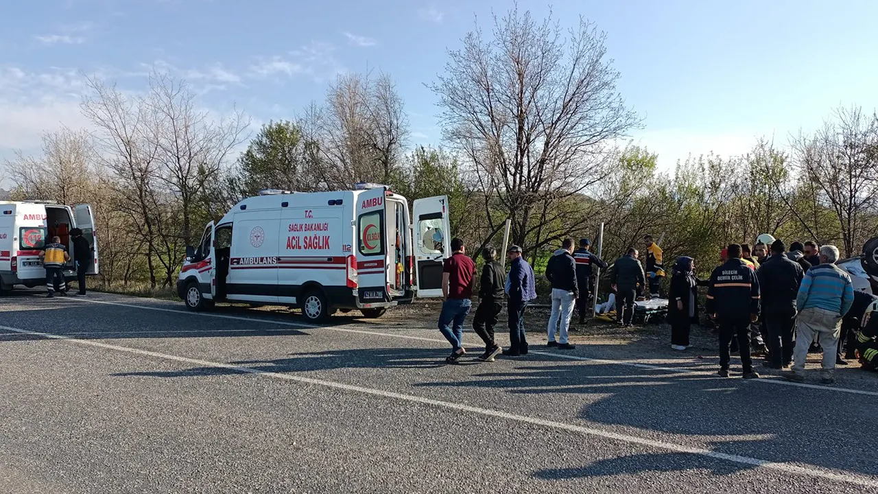 Konya haber: Konya'da devrilen otomobilin sürücüsü öldü