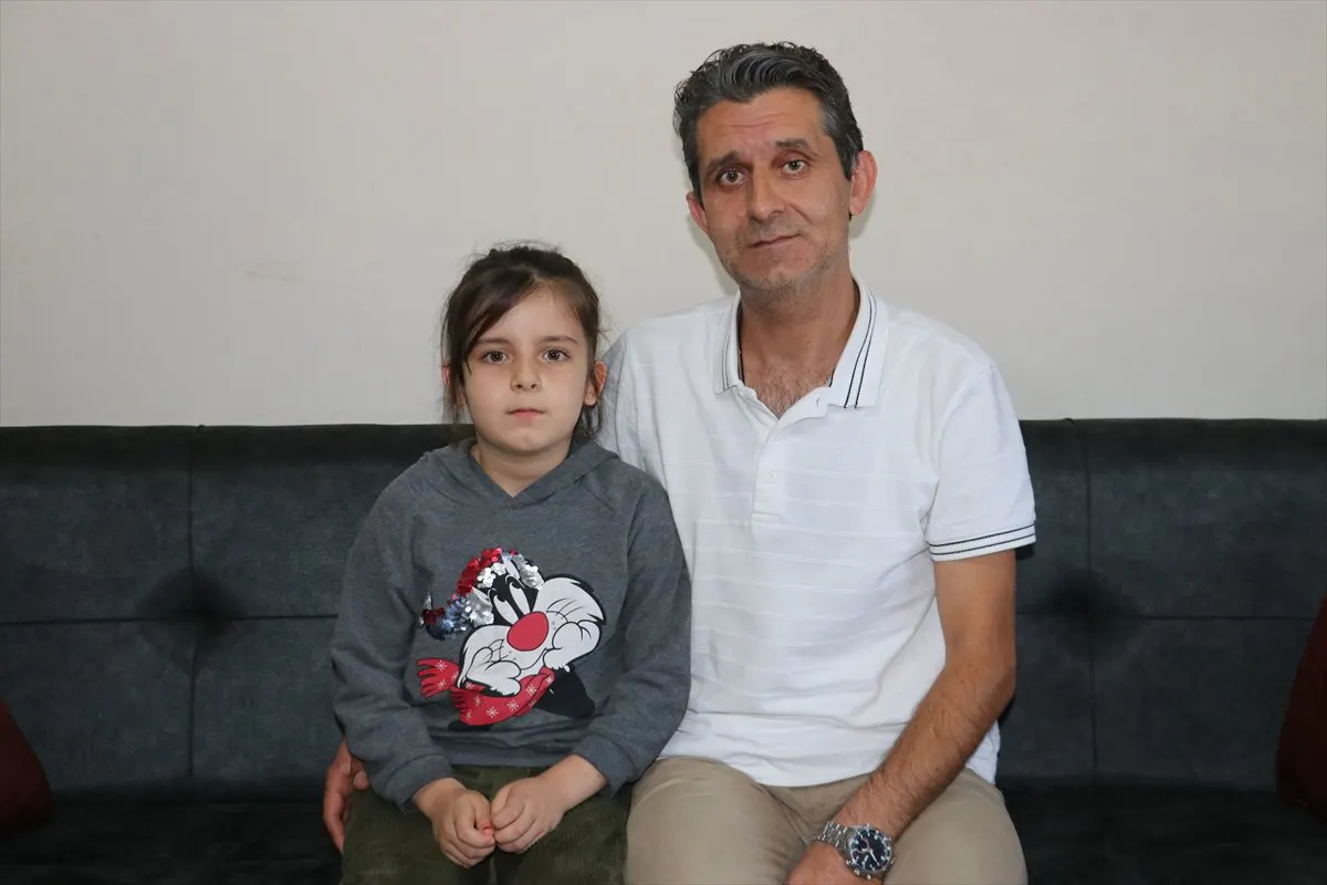Sakarya'da başıboş köpekler, küçük çocuğa saldırdı