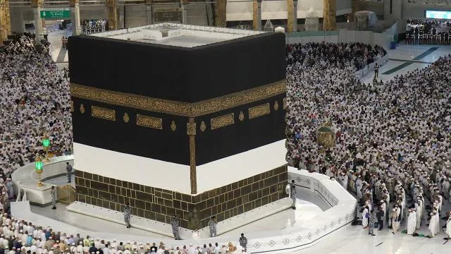 Türkiye'de bir ilk: 19 parça Kabe örtüsü Türkiye'de