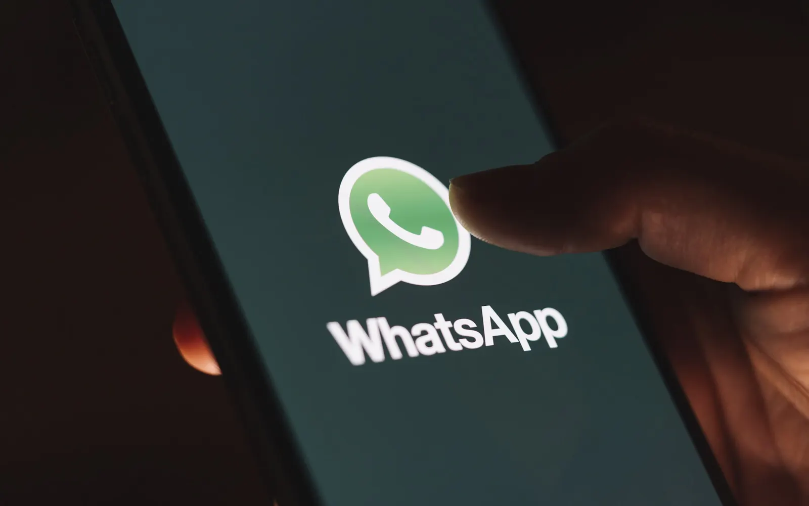 WhatsApp yeni gizlilik özelliklerini duyurdu: Artık gruplardan sessizce çıkılabilecek