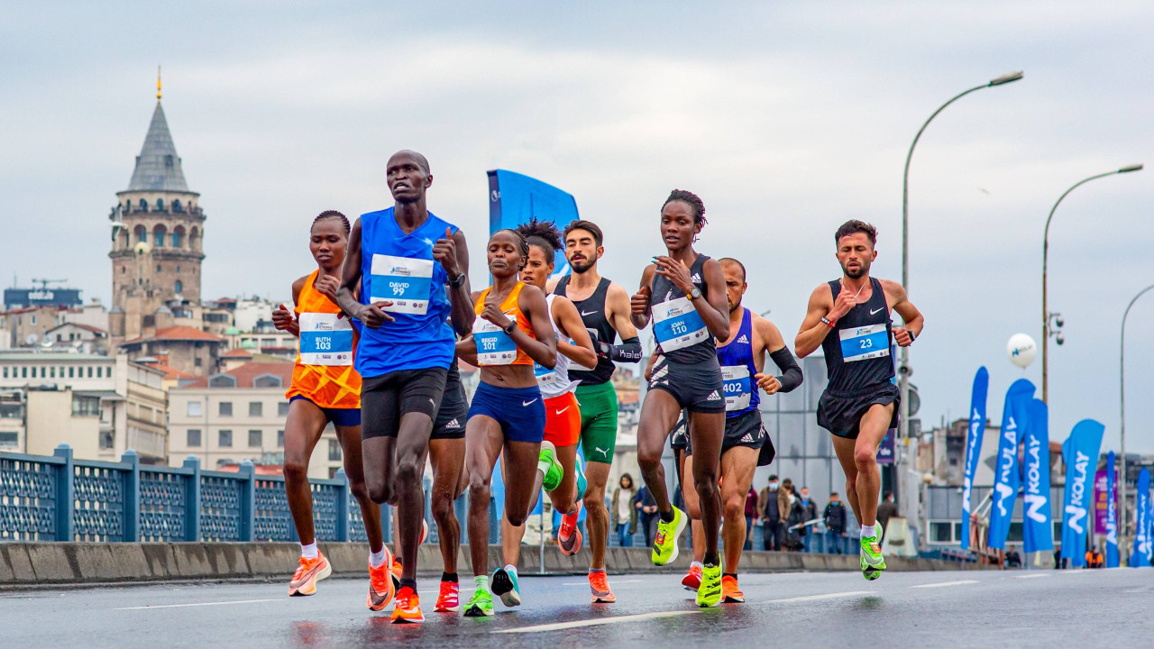 19 Nisan Pazar İstanbul’da Hangi Yollar Kapalı? Yollar Saat Kaçta Kapanacak, Ne Zaman Açılacak? İstanbul Yarı Maratonu Kapalı Yollar ve Alternatif Güzergahlar