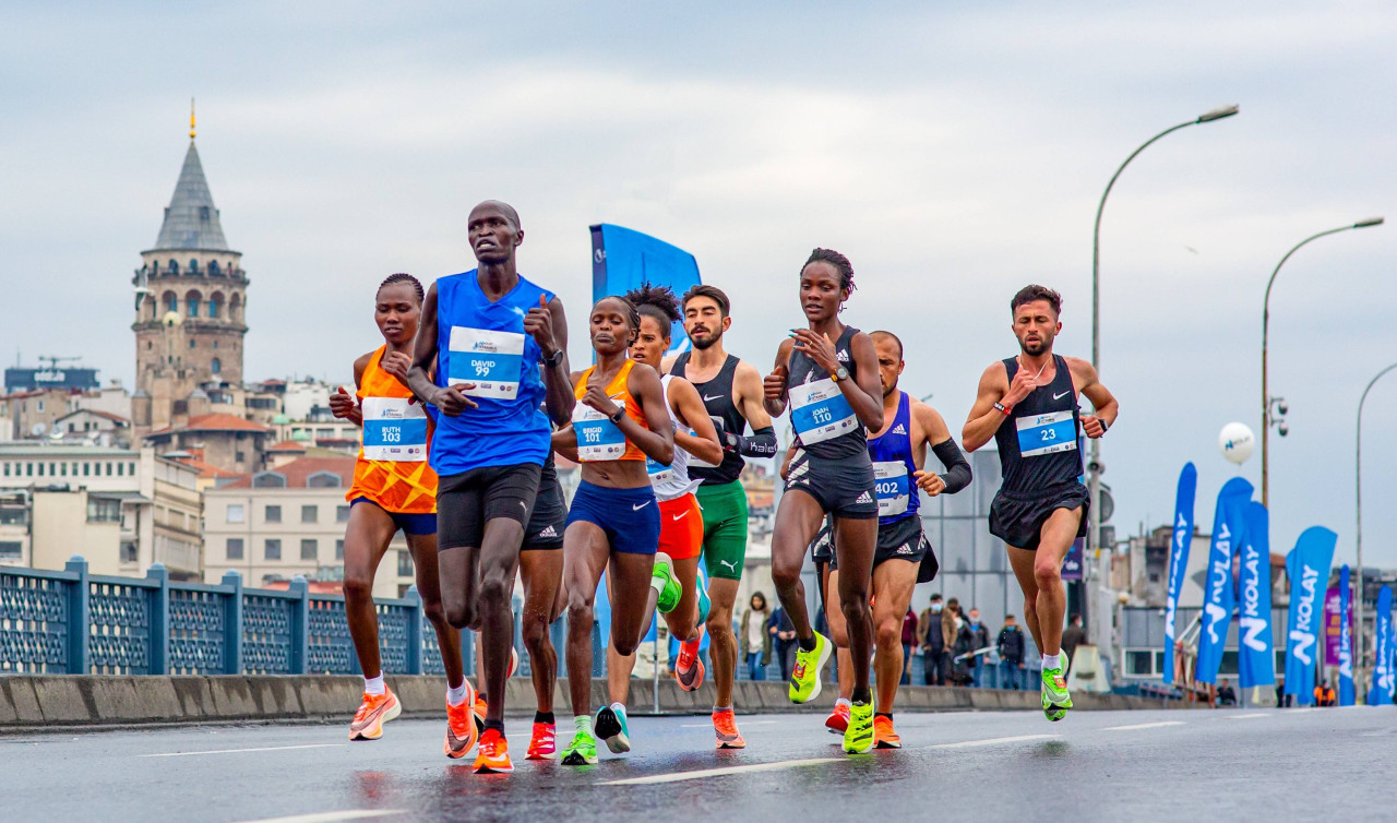19 Nisan Pazar İstanbul’da Hangi Yollar Kapalı? Yollar Saat Kaçta Kapanacak, Ne Zaman Açılacak? İstanbul Yarı Maratonu Kapalı Yollar ve Alternatif Güzergahlar