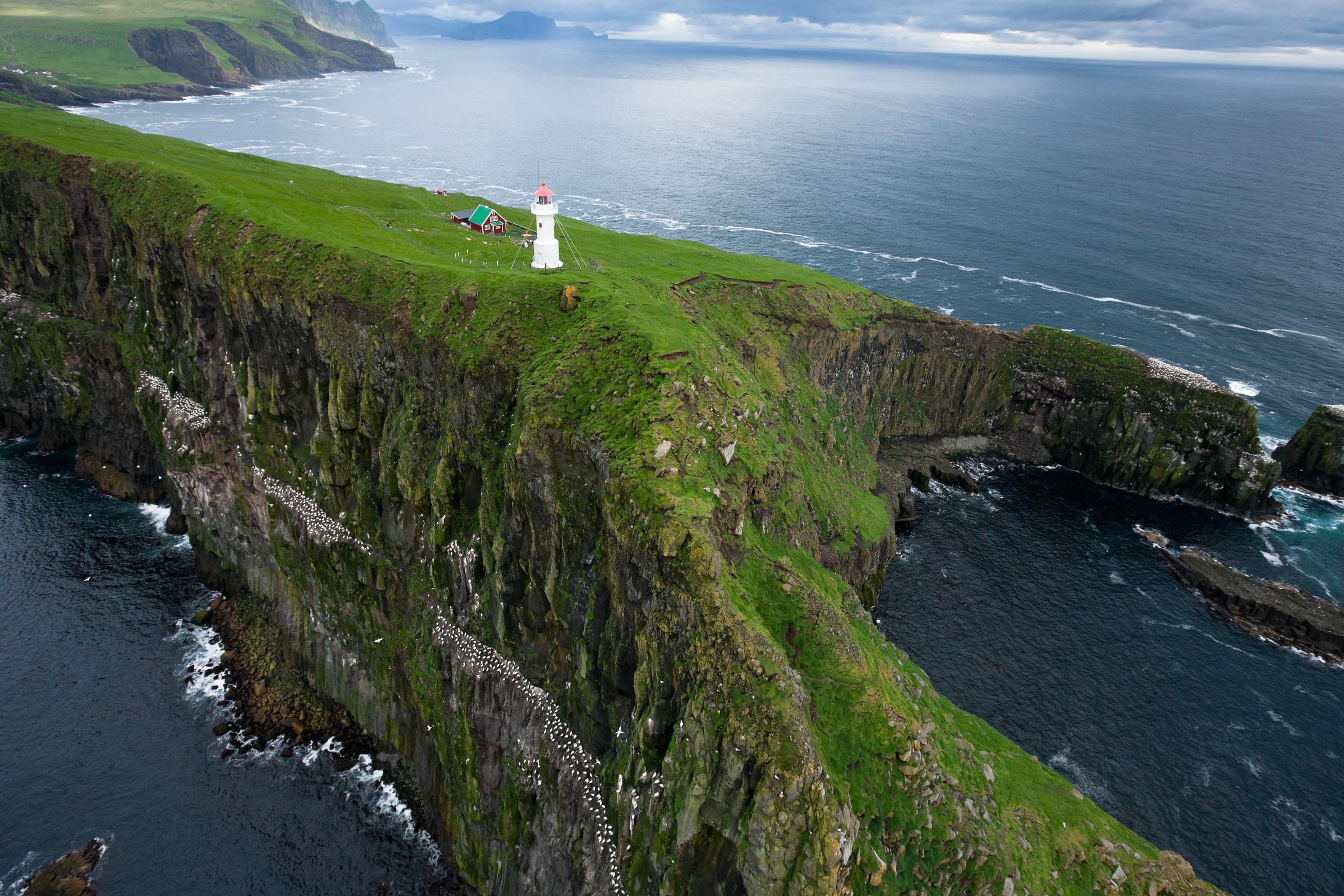 Faroe Adaları Nerede, Nüfusu Kaç? Faroe Adaları Hangi Dili konuşuyor, Neyi Meşhur? Faroe Adaları Nereye bağlı?